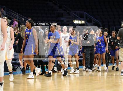 Thumbnail 1 in Kearney vs. Lincoln College Prep (MSHSAA Class 4 Quarterfinal) photogallery.