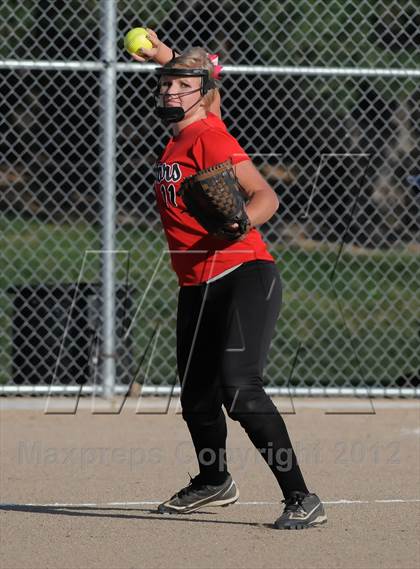 Thumbnail 1 in Eaglecrest @ Smoky Hill photogallery.