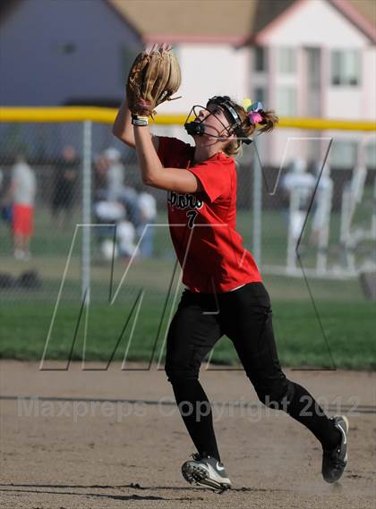 Thumbnail 3 in Eaglecrest @ Smoky Hill photogallery.