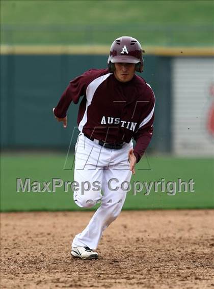 Thumbnail 3 in Cooper vs Austin (Rock Hardball Classic) photogallery.