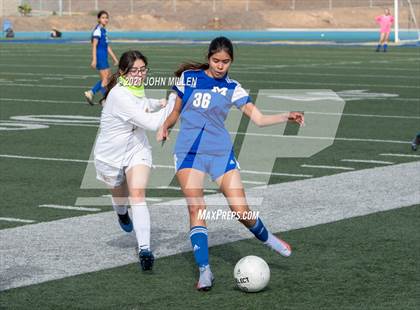 Thumbnail 1 in Monte Vista @ Mira Mesa photogallery.