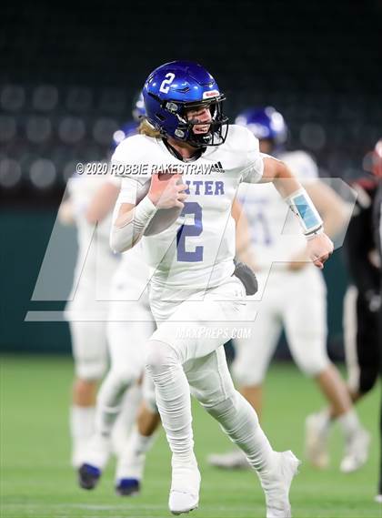 Thumbnail 1 in Eastland vs. Gunter (UIL 3A D2 Quarterfinals) photogallery.