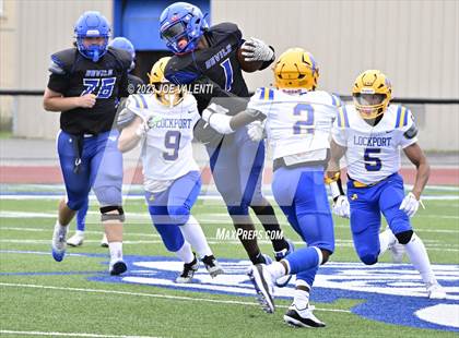 Thumbnail 1 in Lockport @ Kenmore West photogallery.