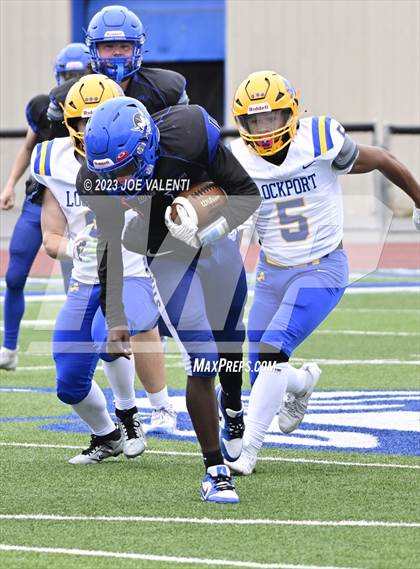 Thumbnail 3 in Lockport @ Kenmore West photogallery.