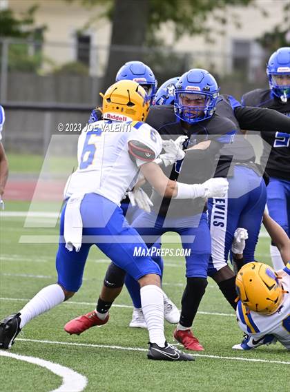 Thumbnail 1 in Lockport @ Kenmore West photogallery.