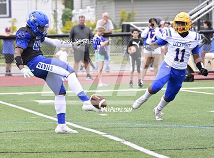 Thumbnail 1 in Lockport @ Kenmore West photogallery.