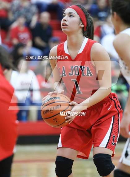 Thumbnail 1 in La Joya @ Palmview photogallery.