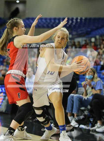 Thumbnail 3 in Harrison vs. Farmington (AAA 4A State Final) photogallery.