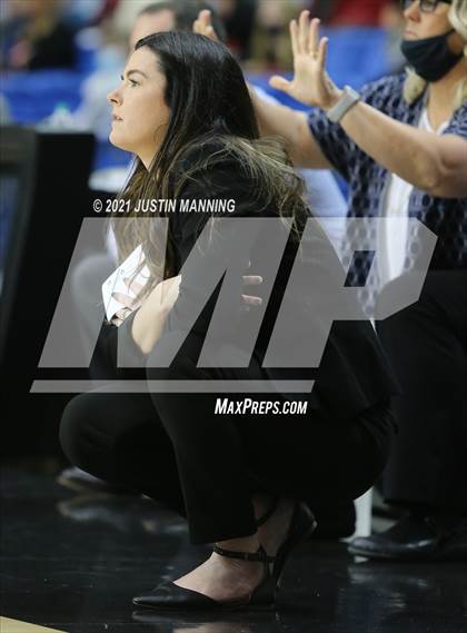 Thumbnail 3 in Harrison vs. Farmington (AAA 4A State Final) photogallery.