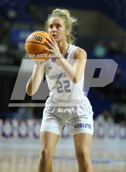 Thumbnail 1 in Harrison vs. Farmington (AAA 4A State Final) photogallery.