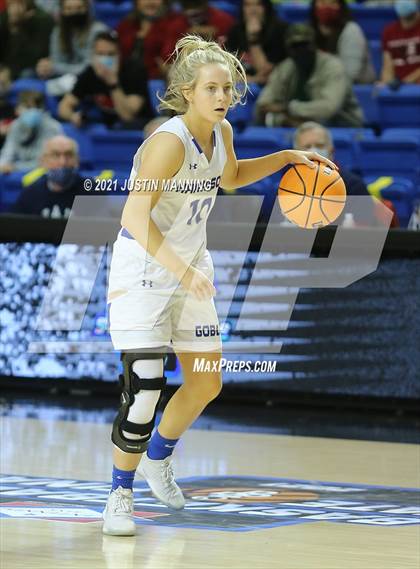 Thumbnail 2 in Harrison vs. Farmington (AAA 4A State Final) photogallery.