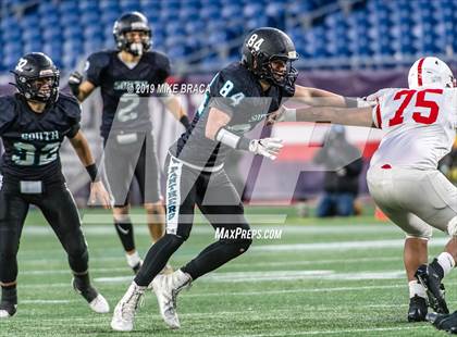 Thumbnail 2 in Melrose vs. Plymouth South (MIAA Division IV State Final) photogallery.