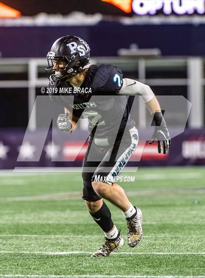 Thumbnail 2 in Melrose vs. Plymouth South (MIAA Division IV State Final) photogallery.