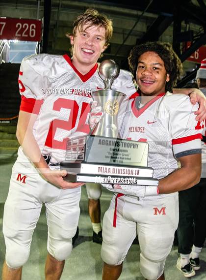 Thumbnail 3 in Melrose vs. Plymouth South (MIAA Division IV State Final) photogallery.