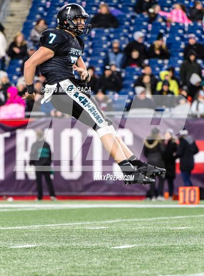 Thumbnail 1 in Melrose vs. Plymouth South (MIAA Division IV State Final) photogallery.