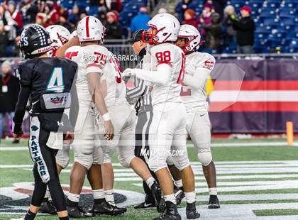 Thumbnail 2 in Melrose vs. Plymouth South (MIAA Division IV State Final) photogallery.