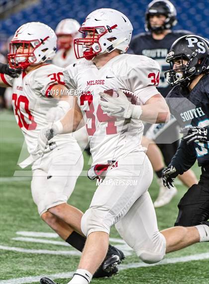 Thumbnail 3 in Melrose vs. Plymouth South (MIAA Division IV State Final) photogallery.