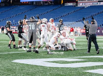 Thumbnail 2 in Melrose vs. Plymouth South (MIAA Division IV State Final) photogallery.