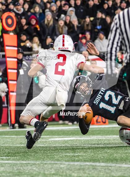 Thumbnail 3 in Melrose vs. Plymouth South (MIAA Division IV State Final) photogallery.
