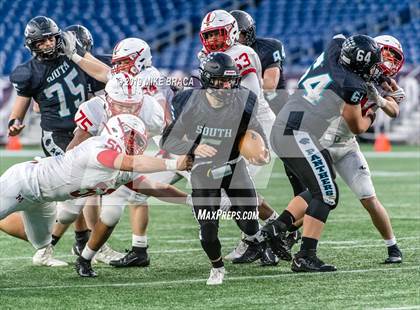 Thumbnail 2 in Melrose vs. Plymouth South (MIAA Division IV State Final) photogallery.