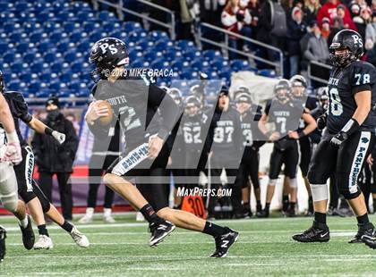 Thumbnail 1 in Melrose vs. Plymouth South (MIAA Division IV State Final) photogallery.