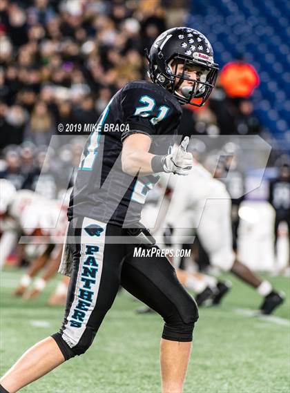 Thumbnail 1 in Melrose vs. Plymouth South (MIAA Division IV State Final) photogallery.