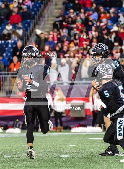 Thumbnail 3 in Melrose vs. Plymouth South (MIAA Division IV State Final) photogallery.