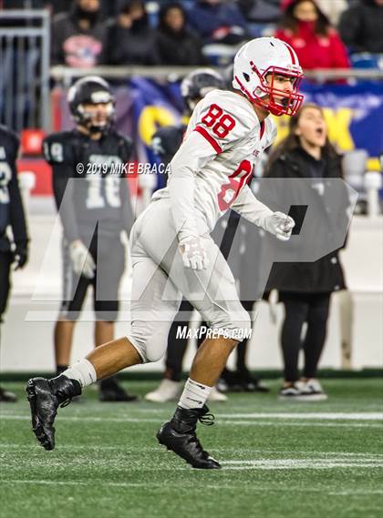 Thumbnail 2 in Melrose vs. Plymouth South (MIAA Division IV State Final) photogallery.