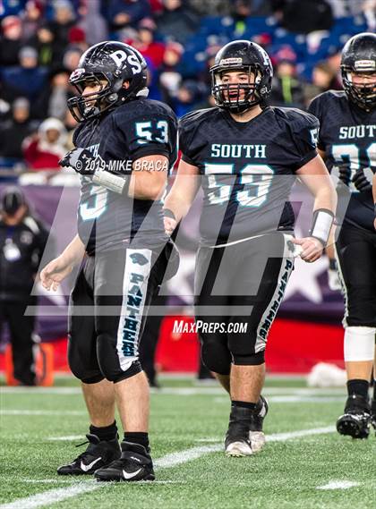 Thumbnail 3 in Melrose vs. Plymouth South (MIAA Division IV State Final) photogallery.