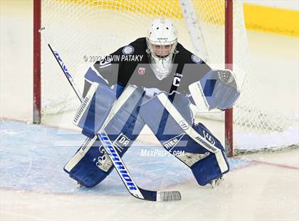 Thumbnail 1 in Darien vs. Notre Dame, WH (CIAC D1 Final) photogallery.