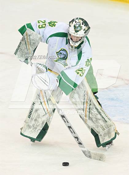 Thumbnail 2 in Darien vs. Notre Dame, WH (CIAC D1 Final) photogallery.