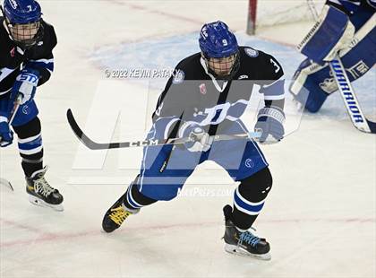 Thumbnail 3 in Darien vs. Notre Dame, WH (CIAC D1 Final) photogallery.