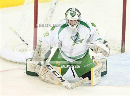 Thumbnail 3 in Darien vs. Notre Dame, WH (CIAC D1 Final) photogallery.