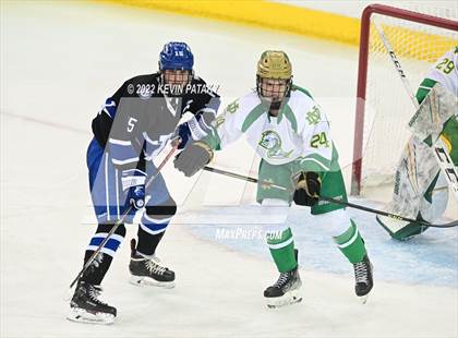 Thumbnail 2 in Darien vs. Notre Dame, WH (CIAC D1 Final) photogallery.