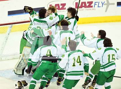 Thumbnail 1 in Darien vs. Notre Dame, WH (CIAC D1 Final) photogallery.