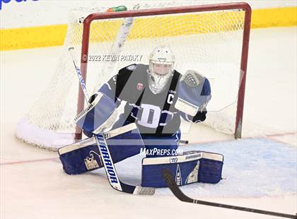 Thumbnail 2 in Darien vs. Notre Dame, WH (CIAC D1 Final) photogallery.