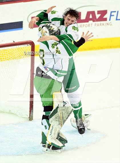 Thumbnail 3 in Darien vs. Notre Dame, WH (CIAC D1 Final) photogallery.