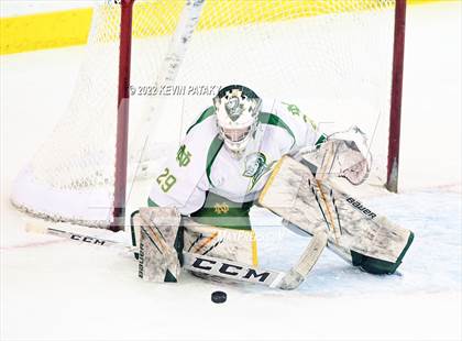 Thumbnail 1 in Darien vs. Notre Dame, WH (CIAC D1 Final) photogallery.