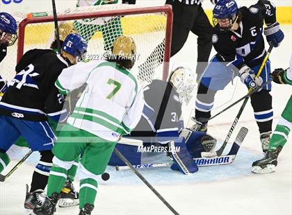 Thumbnail 1 in Darien vs. Notre Dame, WH (CIAC D1 Final) photogallery.