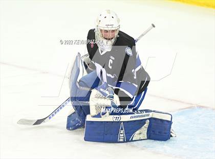 Thumbnail 2 in Darien vs. Notre Dame, WH (CIAC D1 Final) photogallery.