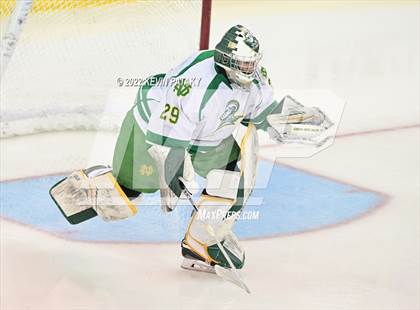 Thumbnail 2 in Darien vs. Notre Dame, WH (CIAC D1 Final) photogallery.