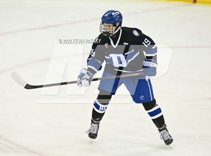 Thumbnail 2 in Darien vs. Notre Dame, WH (CIAC D1 Final) photogallery.