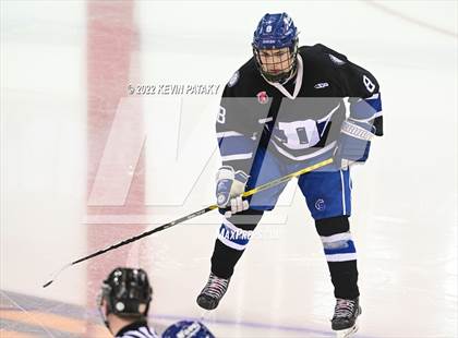 Thumbnail 3 in Darien vs. Notre Dame, WH (CIAC D1 Final) photogallery.