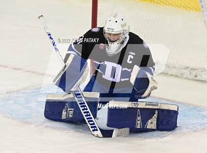 Thumbnail 2 in Darien vs. Notre Dame, WH (CIAC D1 Final) photogallery.