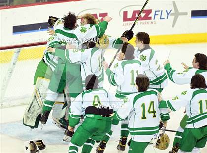 Thumbnail 3 in Darien vs. Notre Dame, WH (CIAC D1 Final) photogallery.