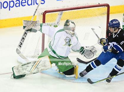 Thumbnail 2 in Darien vs. Notre Dame, WH (CIAC D1 Final) photogallery.