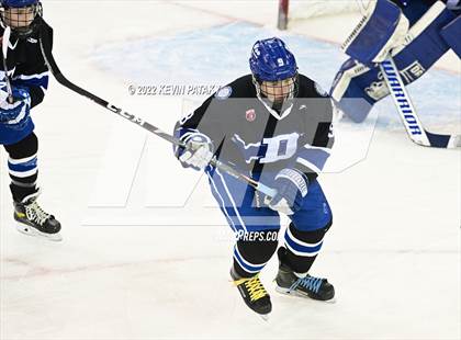 Thumbnail 2 in Darien vs. Notre Dame, WH (CIAC D1 Final) photogallery.