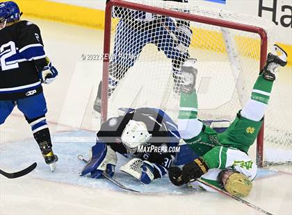 Thumbnail 2 in Darien vs. Notre Dame, WH (CIAC D1 Final) photogallery.