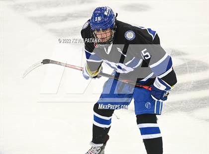 Thumbnail 1 in Darien vs. Notre Dame, WH (CIAC D1 Final) photogallery.