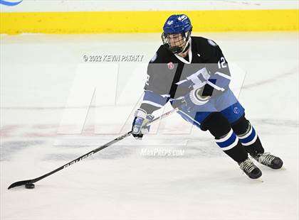 Thumbnail 2 in Darien vs. Notre Dame, WH (CIAC D1 Final) photogallery.